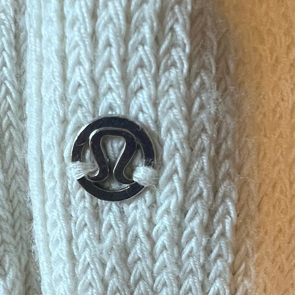 Lululemon Women's Find Your Balance
Studio Leg Warmer - Picture 16 of 16